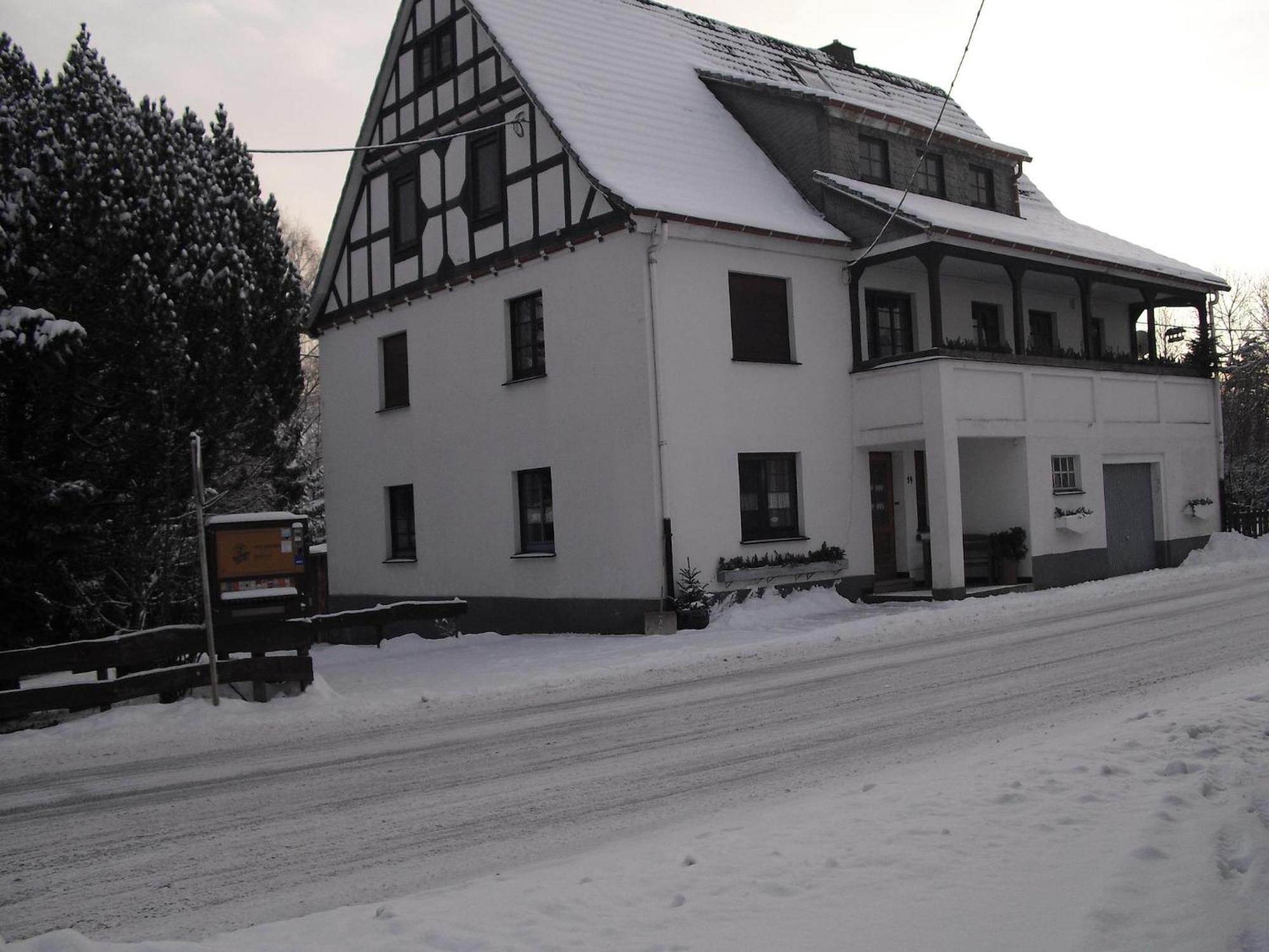 Cosy Apartment In Menkhausen Near The Ski Area Schmallenberg Exterior foto